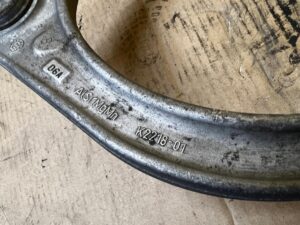 NOWY WAHACZ GÓRNY PRZÓD PRAWY FORD BRONCO 21-