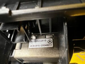 GNIAZDO USB PORT ŁADOWARKA INTERFACE MERCEDES CLS W218