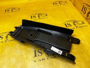 POSZYCIE OSŁONA OBUDOWA SŁUPKA ŚRODKOWEGO B PRAWY 4 DRZWI FORD BRONCO 21-