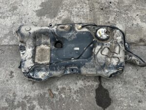 ZBIORNIK BAK POMPA WLEW PALIWA PEUGEOT 508 I 2.0 HDI RXH 4HYBRID