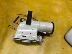 KRATKA NAWIEWU SUFITOWEGO DACHU LEWA LEWY MERCEDES GLS X166