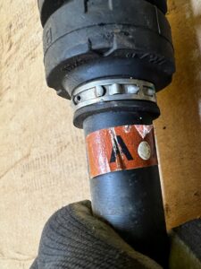 PÓŁOŚ PRZÓD PRZEDNIA PRAWY PRAWA NISSAN X-TRAIL T32 LIFT 1.3 DIG-T A