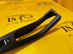 PANEL PRZEŁĄCZNIK SZYBY DRZWI PRZÓD PRAWY FORD FIESTA MK8 EU