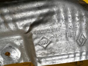 BLACHA OSŁONA TERMICZNA WYDECHU DACIA JOGGER SANDERO III 1.0 TCE