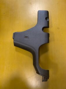 LISTWA OSŁONA KLATKI ŚRODEK PRAWA JEEP WRANGLER JL