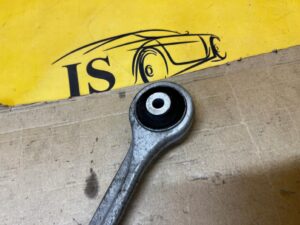 WAHACZ PRZÓD PRZEDNI PRAWY PORSCHE MACAN 95B