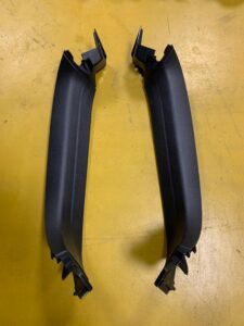 PRAWA OSŁONA TAPICERKA TYLNEJ KLAPY AUDI Q7 4M