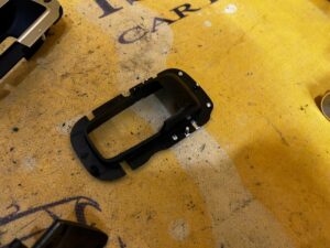 OBUDOWA HAMULCA RĘCZNEGO AUDI A8 D4 LONG LIFT