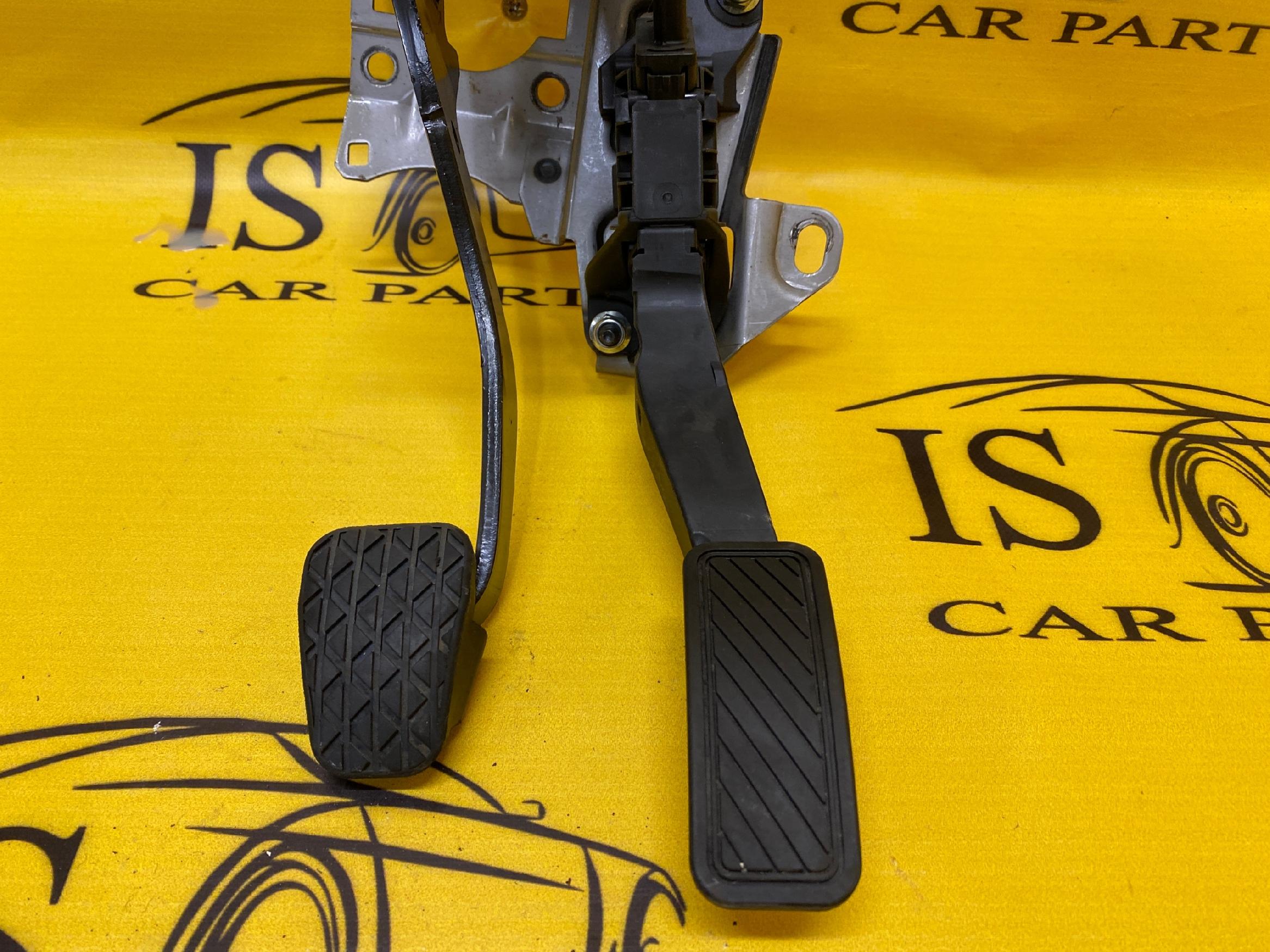 PEDAŁY GAZ HAMULEC MANUAL FORD FIESTA MK8 EUROPA