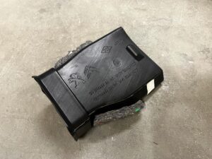 NAWIEW KANAŁ POWIETRZA PRAWY CITROEN C4 GRAND PICASSO II