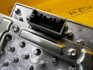 ŁADOWARKA INDUKCYJNA FORD EXPLORER VI MK6