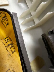 OSŁONA POSZYCIE SŁUPKA ŚRODKOWEGO B LEWA LEWE PORSCHE PANAMERA 970 I LIFT