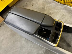 TUNEL ŚRODKOWY PODŁOKIETNIK SCHOWEK MERCEDES GL X166 GRAY