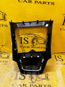 OSŁONA RAMKA RADIA DESKI KONSOLI MIESZEK WYBIERAKA DACIA SANDERO III 2023R