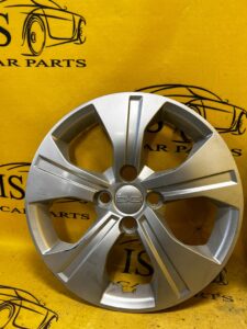 KOMPLET KOŁPAKI KÓŁ 15″ DACIA SANDERO III 2023R