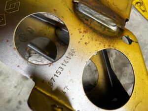 STELAŻ MOCOWANIE RURA DESKI KONSOLI DACIA SANDERO III 2021R