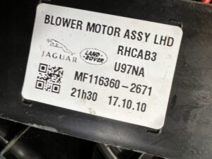 DMUCHAWA POWIETRZA NAWIEWU WENTYLATOR RANGE ROVER VELAR L560 EU