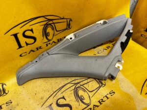 OSŁONA POSZYCIE TAPICERKA SŁUPKA C PRAWA AUDI A8 D4