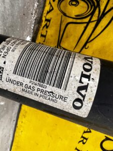 KOMPLET AMORTYZATORY TYŁ PRAWY LEWY VOLVO XC90 II