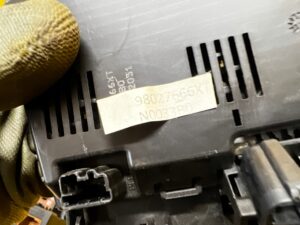 LAMPKA OŚWIETLENIE PODSUFITKI PRZÓD SZYBERDACH PEUGEOT 508 I