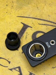 PANEL ADAPTER GNIAZDO 12V AUX RANGE ROVER EVOQUE L538 JAGUAR XJ X351