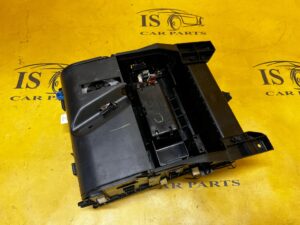 SCHOWEK UCHWYT NA KUBKI CUPHOLDER DREWNO MERCEDES GLS X166
