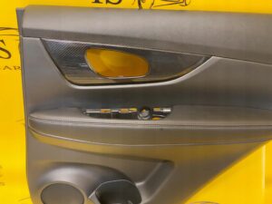 TAPICERKA DRZWI PRAWY TYŁ NISSAN X-TRAIL T32