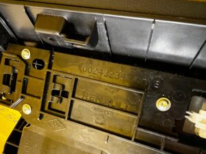 SCHOWEK PASAŻERA DESKI KONSOLI PRAWY RENAULT ESPACE VI