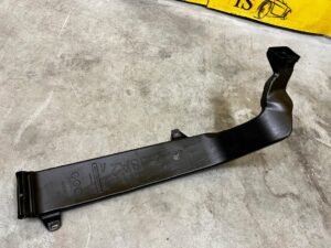 KANAŁ TUNEL POWIETRZA LEWY RANGE ROVER VELAR L560