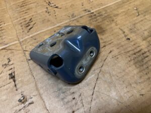 ZAWIAS KLAPY TYŁ BAGAŻNIKA FORD BRONCO 21- AZURE GREY PEARL