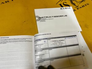 ETUI KSIĄŻKA INSTRUKCJA OBSŁUGI BELGIA DACIA SANDERO STEPWAY III 2023R