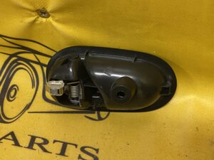 KLAMKA DRZWI WEWNĘTRZ PRAWY PRZÓD DACIA SANDERO II