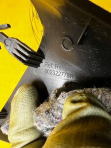 ZAŚLEPKA OSŁONA MASKOWNICA PRAWA RENAULT ESPACE VI AUSTRAL