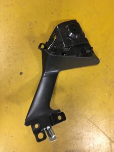 RĄCZKA WSPORNIK BOCZKA PRAWA NISSAN X-TRAIL T32