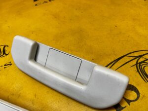 KOMPLET RĄCZKI UCHWYTY SCHOWEK PODSUFITKI PEUGEOT 508 I KOMBI