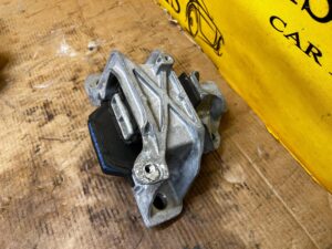 ŁAPA MOCOWANIE PODUSZKA SILNIKA FORD ESCAPE MK4 FWD 2WD 1.5 ECOBOOST