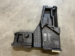 STYROPIAN WYPEŁNIENIE SCHOWEK BAGAŻNIKA PRAWY FORD KUGA MK3 LIFT