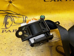 PAS BEZPIECZEŃSTWA NAPINACZ PASA PRZÓD PRAWY TOYOTA HILUX VIII 2.4D D4D