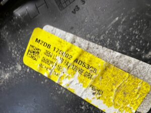 NAROŻNIK BŁOTNIKA TYŁ LEWY FORD BRONCO 21- AZURE GREY PEARL