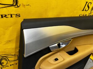 TAPICERKA BOCZEK DRZWI TYŁ PRAWY VOLVO XC90 II EU