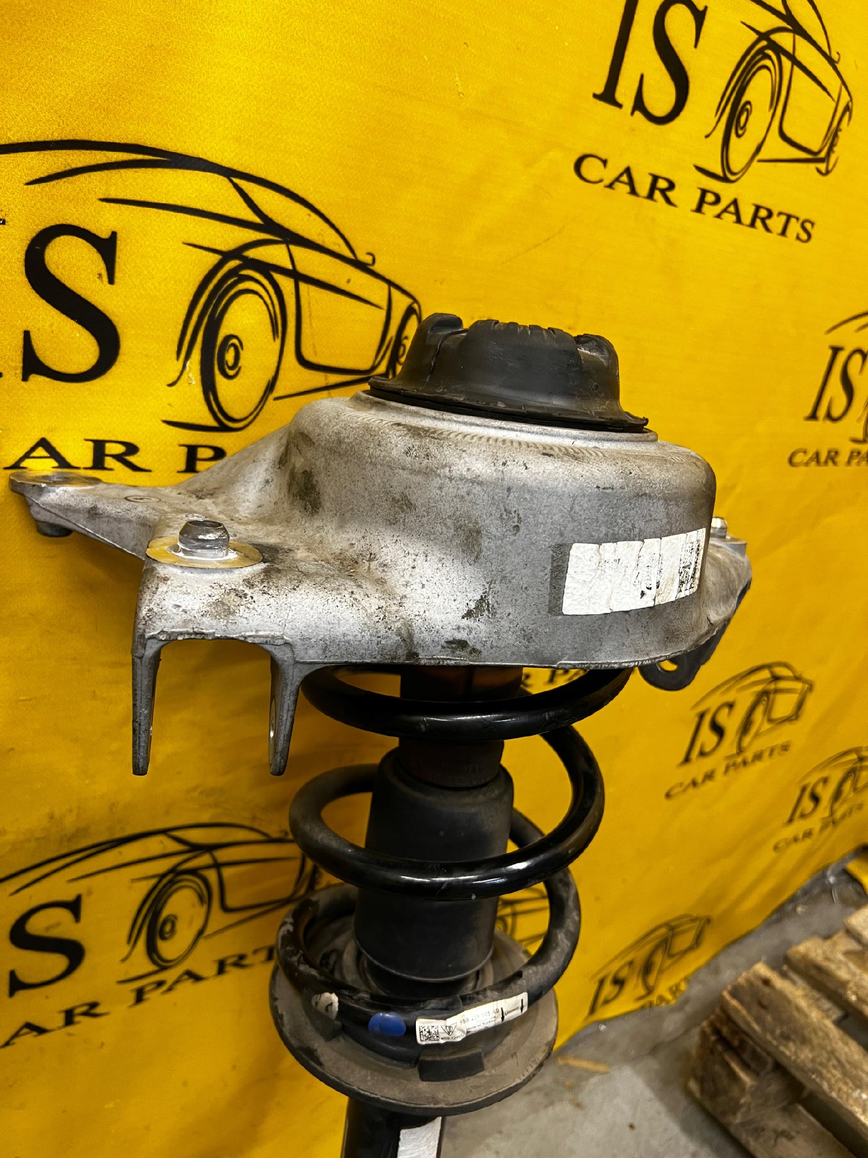 AMORTYZATOR SPRĘŻYNA PRZÓD PRAWY PORSCHE MACAN 95B 2.0 TFSI