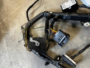 WIĄZKA INSTALACJA OKABLOWANIE SILNIKA FORD BRONCO 21- 2.7 V6 ECOBOOST