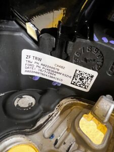 NOWA KIEROWNICA SKÓRA MULTIFUNKCJA FORD KUGA MK3 LIFT TITANIUM