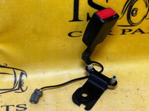 ZAPINKA PASA BEZP KANAPY PRAWY TYŁ JAGUAR XJ X351