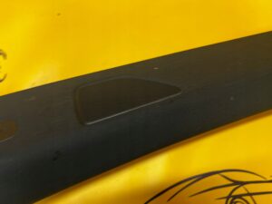 POSZYCIE OSŁONA OBUDOWA SŁUPKA PRZÓD A LEWA LEWY AUDI SQ7 Q7 4M0