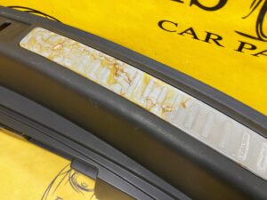 LISTWA OSŁONA PROGU BAGAŻNIKA PASA TYŁ TYLNEGO PORSCHE MACAN 95B