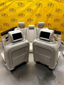 FOTELE SKÓRZANE EKRANY WENTYLACJA BOCZKI PODŁOKIETNIK JAGUAR XJ X351 EU