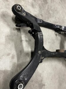 SANKI TYLNE TYŁ BELKA ZAWIESZENIA LEXUS RX III 3 RX450 450H