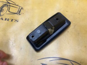 OSŁONA ZAŚLEPKA ZAMKA ZAWIASU FOTELA TYŁ MERCEDES GL X166