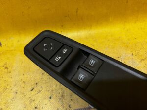 PANEL PRZEŁĄCZNIK SZYB KIEROWCY DACIA SANDERO III 2021R